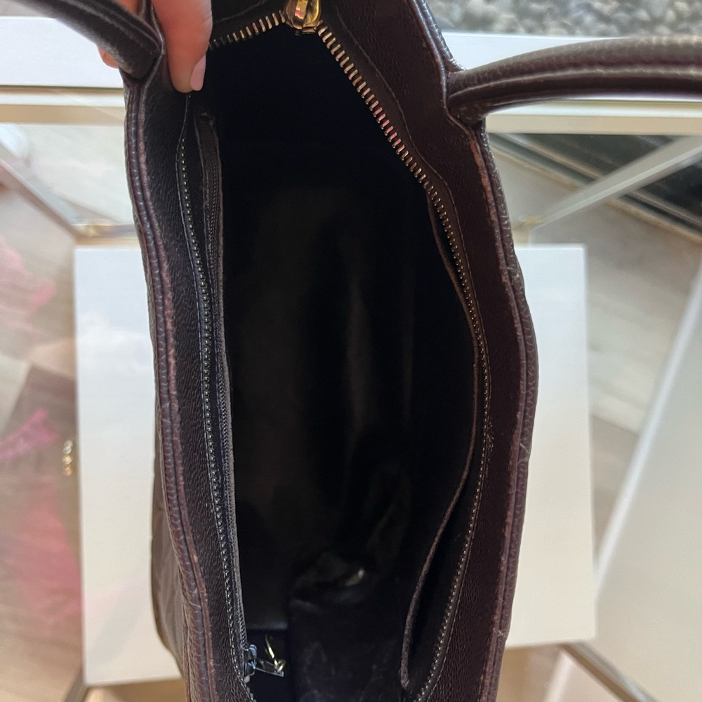 Chanel Medallion Tote in Lambskin - Picture 9 of 12